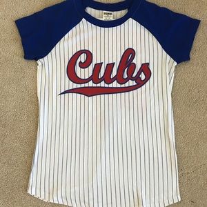 PINK Cubs T-shirt